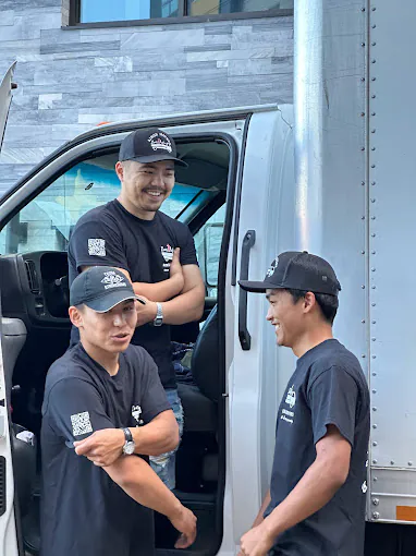 ASYL Movers crew working in Bothell, WA — photo 12