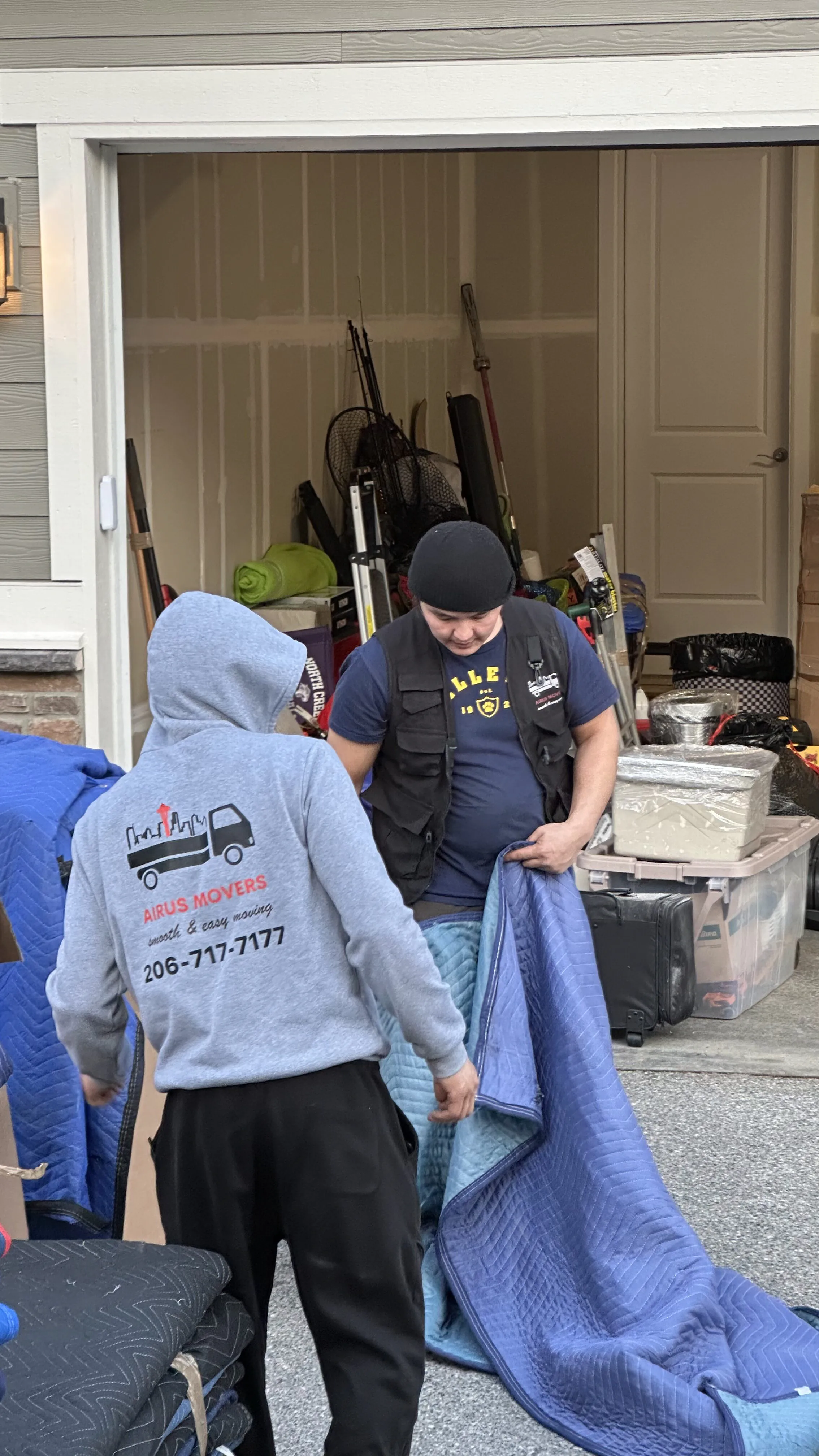 ASYL Movers crew working in Bothell, WA — photo 10